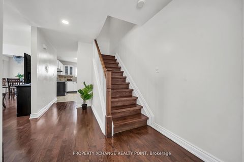 Photo 2 at 12 Waverly Street S, Vanier, Oshawa