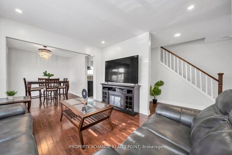 Photo 5 at 12 Waverly Street S, Vanier, Oshawa