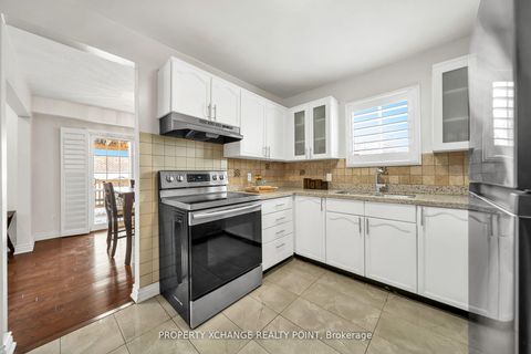 Photo 13 at 12 Waverly Street S, Vanier, Oshawa