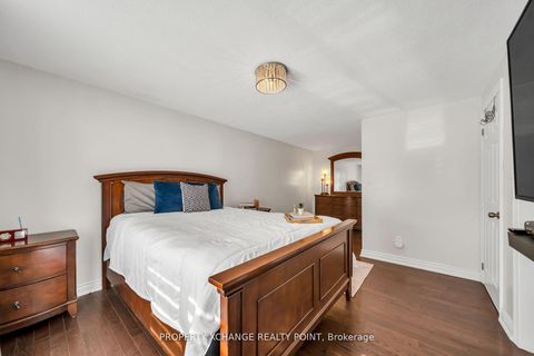 Photo 21 at 12 Waverly Street S, Vanier, Oshawa