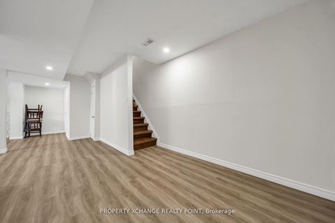 Photo 28 at 12 Waverly Street S, Vanier, Oshawa