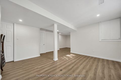 Photo 30 at 12 Waverly Street S, Vanier, Oshawa