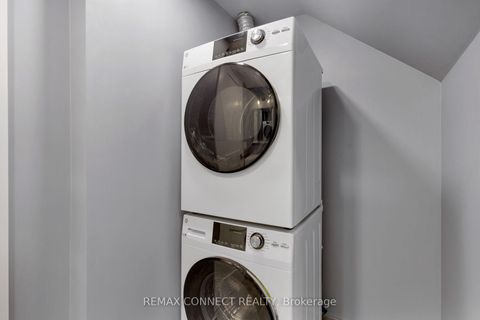 Photo 17 at 16 Rosemount Avenue, Wychwood, Toronto