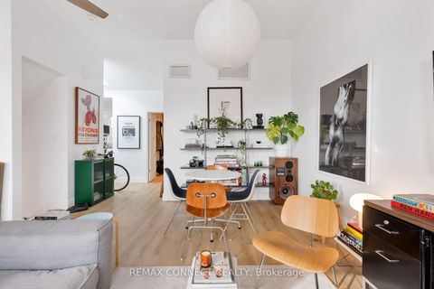 Photo 34 at 16 Rosemount Avenue, Wychwood, Toronto