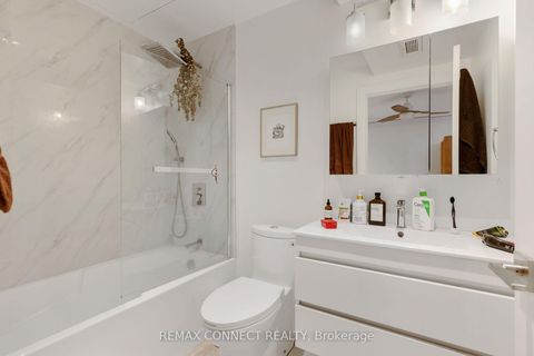 Photo 39 at 16 Rosemount Avenue, Wychwood, Toronto