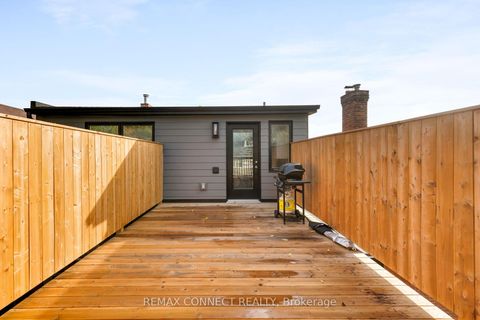 Photo 41 at 16 Rosemount Avenue, Wychwood, Toronto