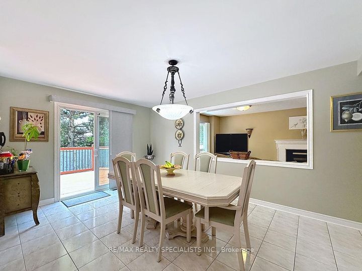 Photo 12 at 9 Siesta Court, Wellington, Brampton