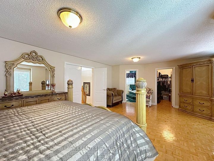 Photo 22 at 9 Siesta Court, Wellington, Brampton