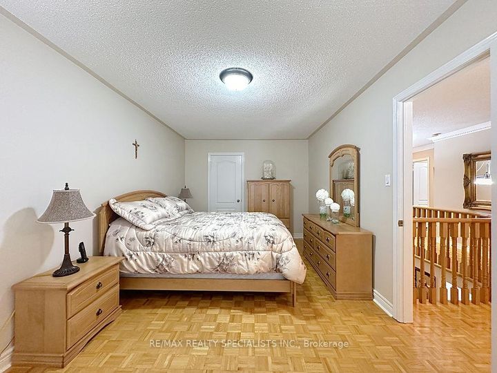 Photo 25 at 9 Siesta Court, Wellington, Brampton