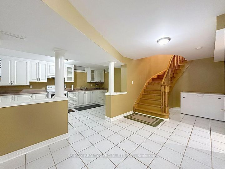 Photo 38 at 9 Siesta Court, Wellington, Brampton