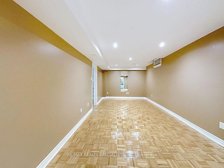 Photo 44 at 9 Siesta Court, Wellington, Brampton