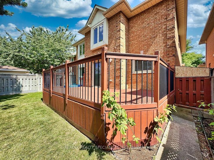 Photo 48 at 9 Siesta Court, Wellington, Brampton