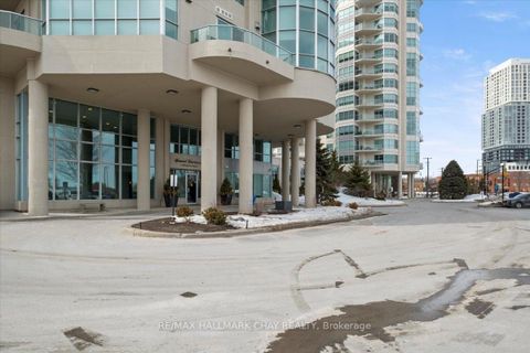Photo 3 at 903 - 2 Toronto Street, City Centre, Barrie