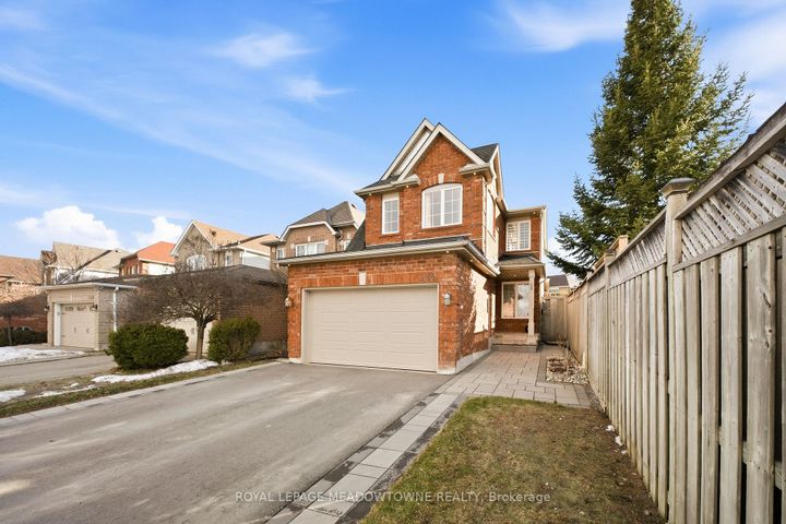 Photo 4 at 163 Eaton Street, Georgetown, Halton Hills