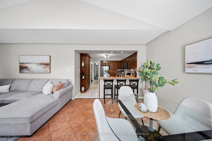 Photo 17 at 163 Eaton Street, Georgetown, Halton Hills