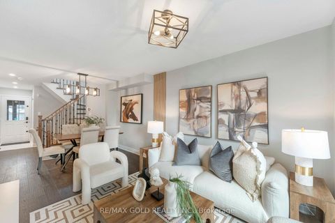 Photo 6 at 912 Delgado Drive, East Credit, Mississauga