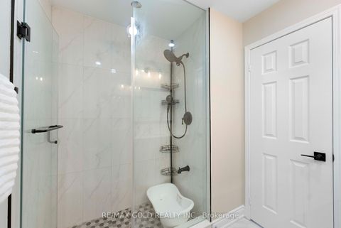 Photo 23 at 912 Delgado Drive, East Credit, Mississauga