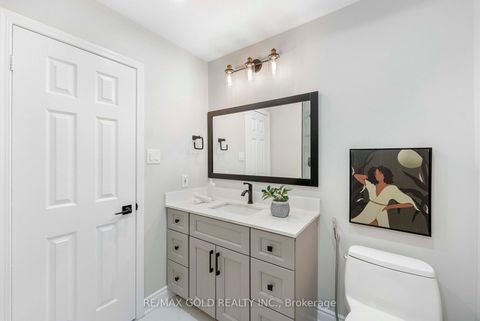 Photo 24 at 912 Delgado Drive, East Credit, Mississauga