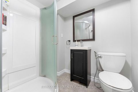 Photo 32 at 912 Delgado Drive, East Credit, Mississauga