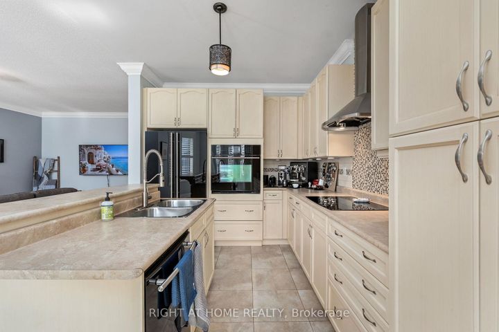 Photo 18 at 2230 Kwinter Road, WM Westmount, Oakville