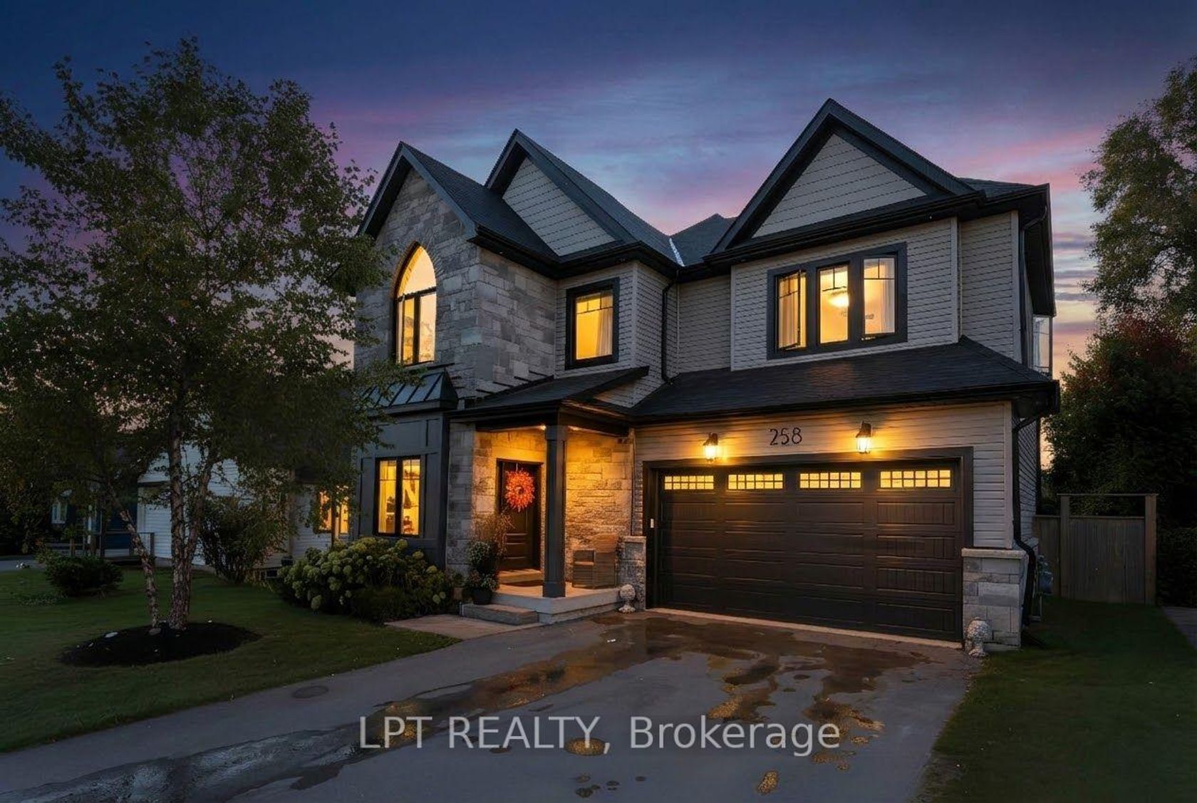 258 Andrew Street, Central Newmarket, Newmarket photo 8