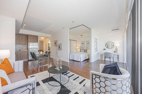 Photo 8 at 601 - 70 Distillery Lane, Waterfront Communities C8, Toronto