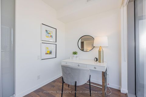 Photo 10 at 601 - 70 Distillery Lane, Waterfront Communities C8, Toronto