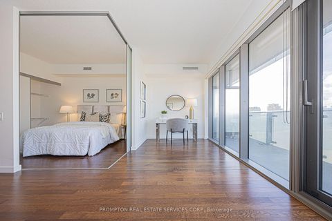 Photo 11 at 601 - 70 Distillery Lane, Waterfront Communities C8, Toronto