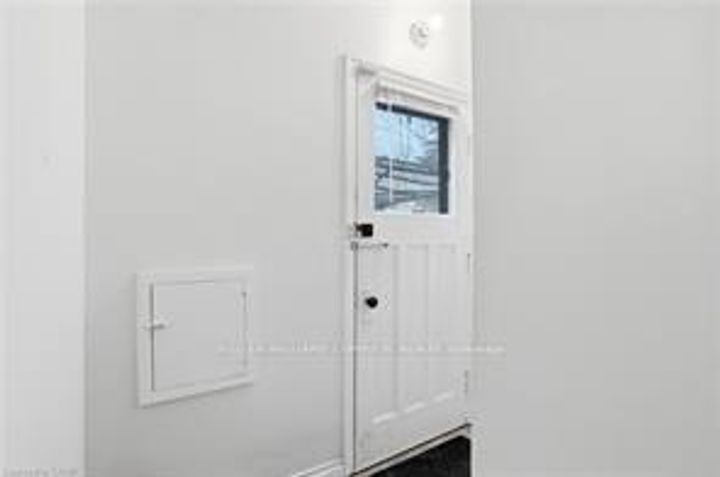 Photo 24 at 59 Oakley Crescent, Ancaster, Hamilton