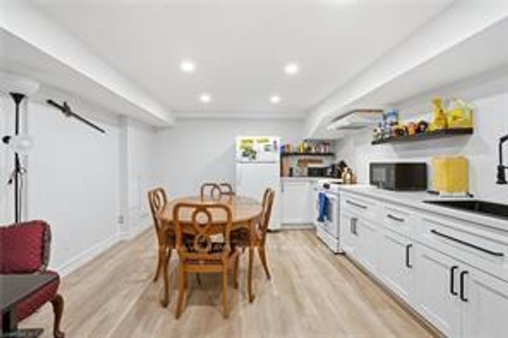 Photo 28 at 59 Oakley Crescent, Ancaster, Hamilton