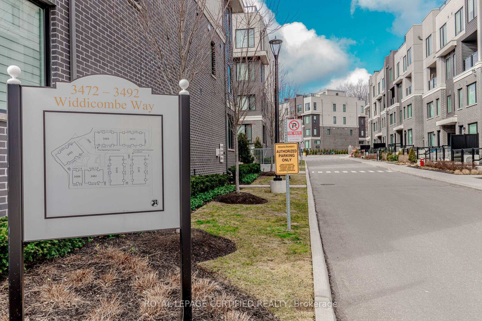 16 - 3483 Widdecombe Way, Erin Mills, Mississauga by Loree Meneguzzi Real Estate 16 - 3483 Widdecombe Way, Erin Mills, Mississauga