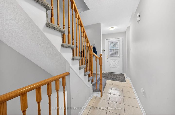 Photo 11 at 62 - 2945 Thomas Street, Central Erin Mills, Mississauga