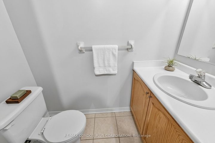Photo 21 at 62 - 2945 Thomas Street, Central Erin Mills, Mississauga