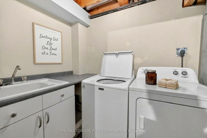 Photo 22 at 62 - 2945 Thomas Street, Central Erin Mills, Mississauga