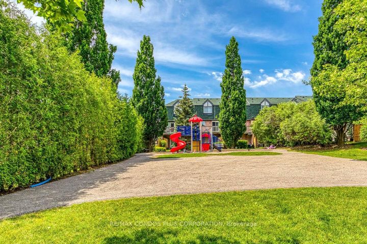 Photo 27 at 62 - 2945 Thomas Street, Central Erin Mills, Mississauga