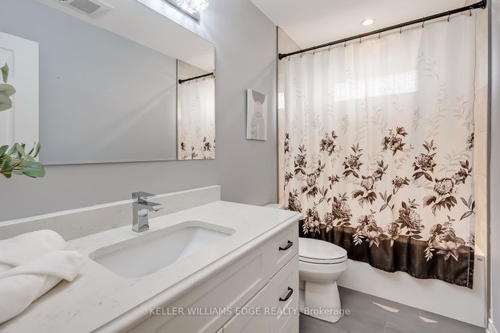 Photo 30 at 3270 Spruce Avenue, Roseland, Burlington