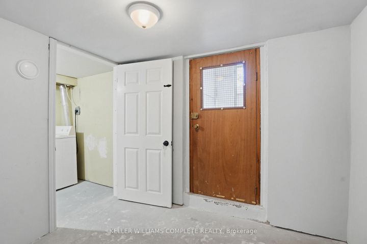 Photo 23 at 7 West 1st Street, Bonnington, Hamilton