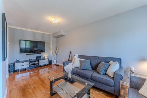 Photo 8 at 35 - 209 Harvie Road, Holly, Barrie