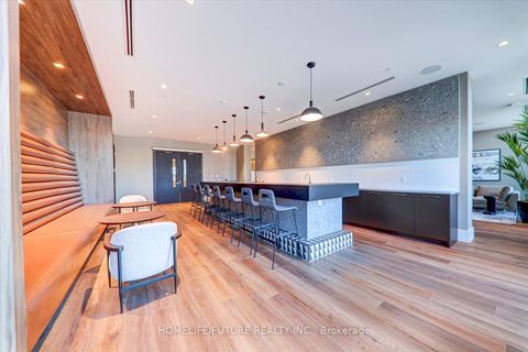 Photo 4 at 1402 - 2545 Simcoe Street N, Windfields, Oshawa