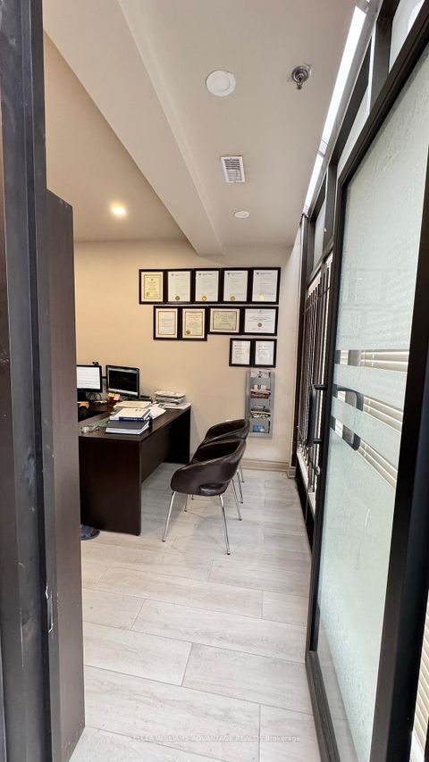 Photo 4 at 18 - 1080 Tapscott Road, Rouge E11, Toronto