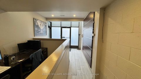 Photo 6 at 18 - 1080 Tapscott Road, Rouge E11, Toronto