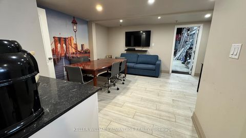 Photo 7 at 18 - 1080 Tapscott Road, Rouge E11, Toronto