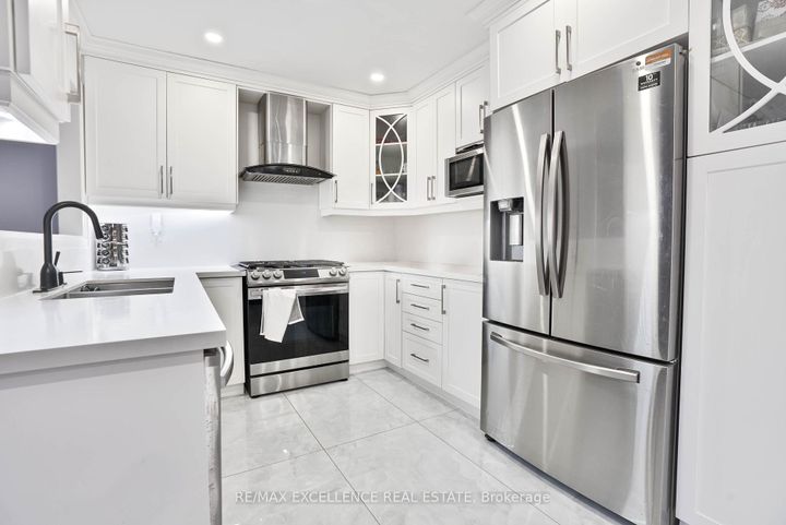 Photo 4 at 159 Cordgrass Crescent, Wellington, Brampton