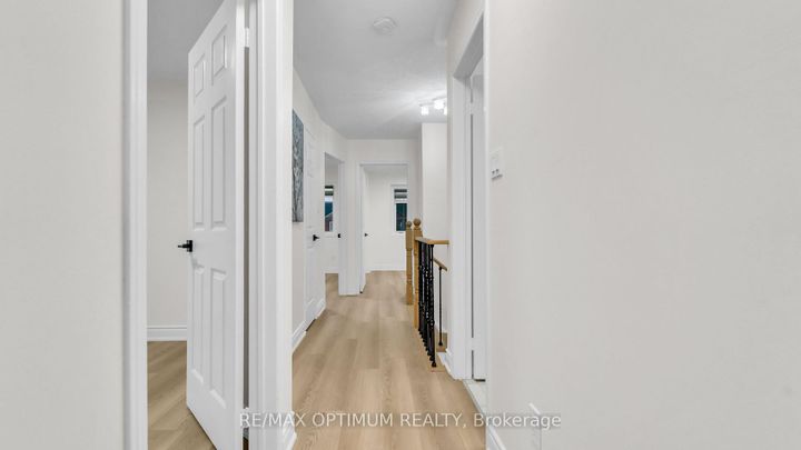 Photo 34 at 9 Ridgefield Court, Vales of Castlemore, Brampton