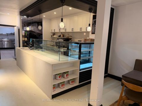 Photo 3 at 334 Dundas Street W, Chinatown, Toronto