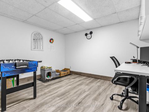 Photo 25 at 8 Cliff Fernway, Don Valley Village, Toronto