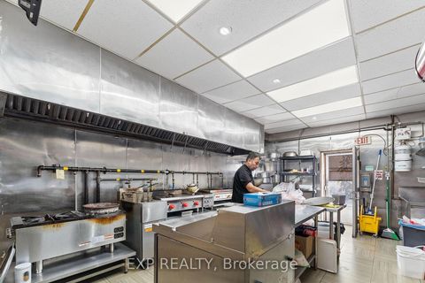 Photo 9 at 977 O'Connor Drive, Parkview, Toronto