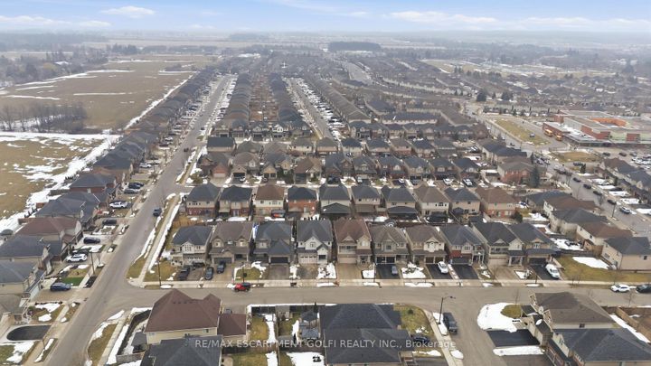 Photo 41 at 36 Pavilion Drive, Binbrook, Hamilton