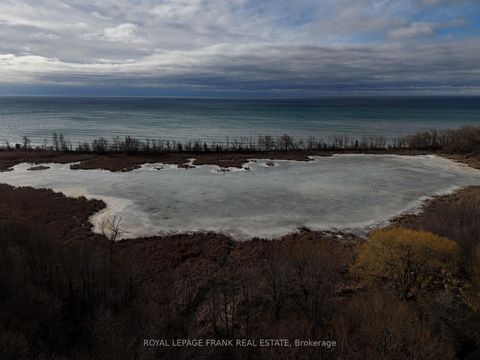 Photo 5 at 1464 Wecker Drive, Lakeview, Oshawa