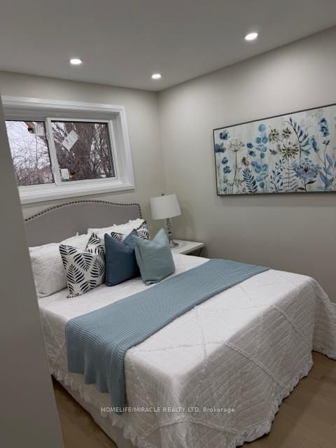 Photo 3 at 55 Taysham Crescent, Beaumonde Heights, Toronto